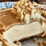 Cinnamon Roll Cheesecake